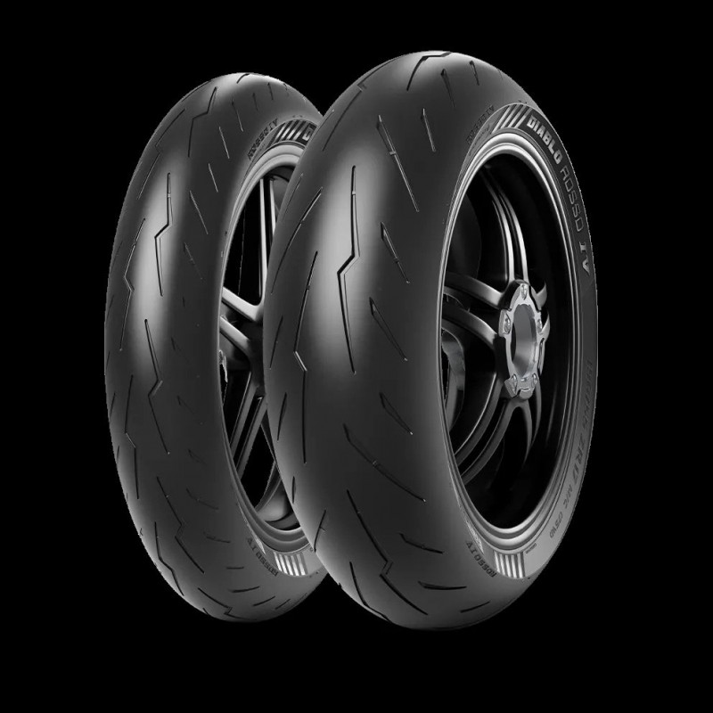 Pirelli Diablo Rosso IV Tyre Rear