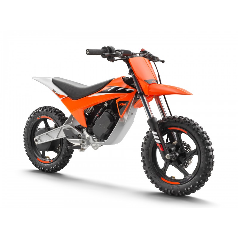 KTM_SXE2_2024_20231013_004.jpg