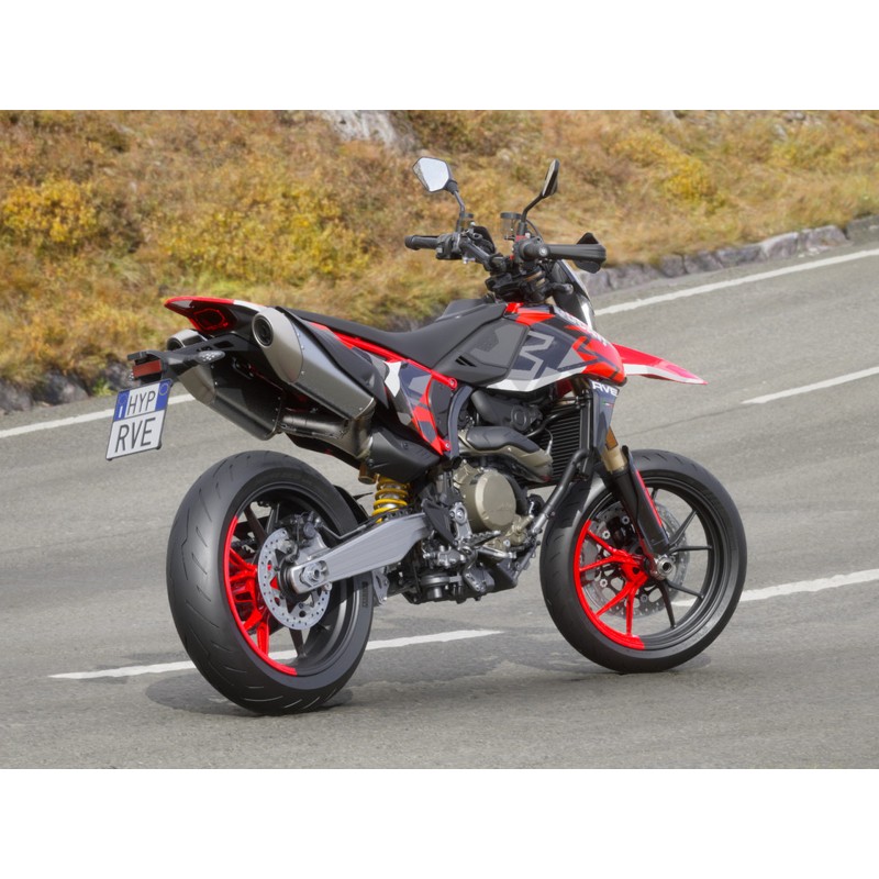 DUCATI_HYPERMOTARD_698_MONO_RVE_2024_20240106_004.jpg