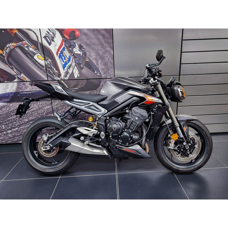707804_TRIUMPH_STREET_TRIPLE_RS_20241206_001.jpg